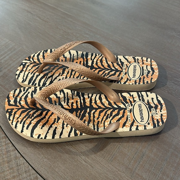 Havaianas Flip Flop tiger print - Picture 2 of 3